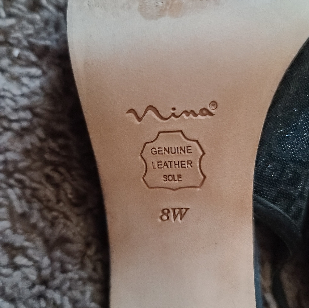 Heels - Picture 4 of 8